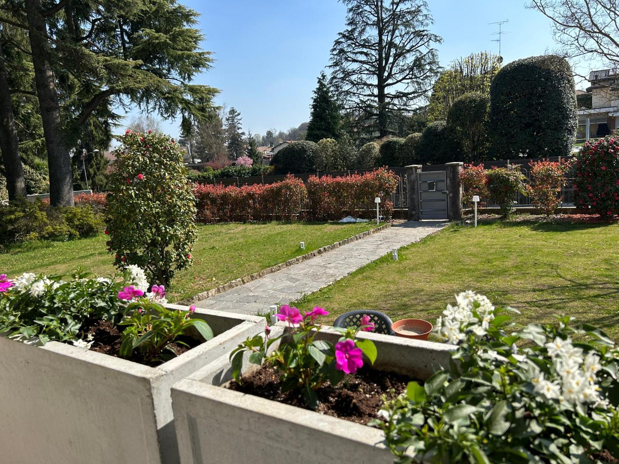 Villa Marchese Lake Maggiore Somma Lombardo Luaran gambar
